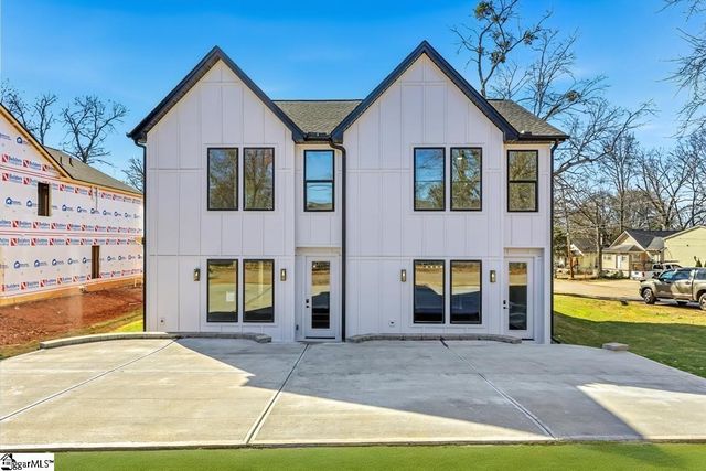 211 Montana Street, Greenville, SC 29611