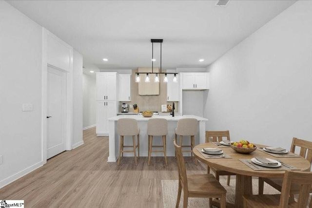 211 Montana Street, Greenville, SC 29611