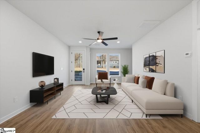 211 Montana Street, Greenville, SC 29611