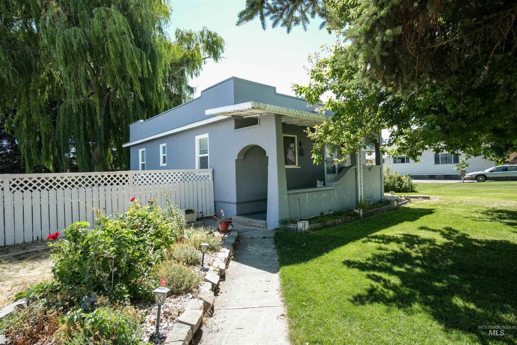 1035 Normal Ave, Burley, ID 83318