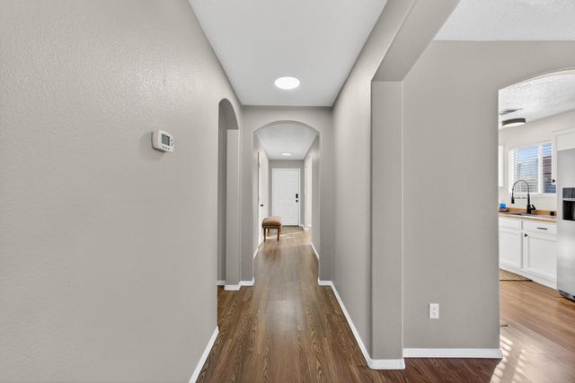 6823 Brindisi Place NW, Albuquerque, NM 87114