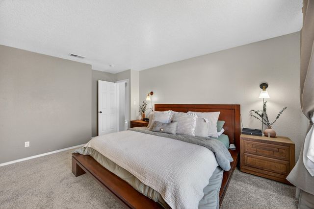 6823 Brindisi Place NW, Albuquerque, NM 87114