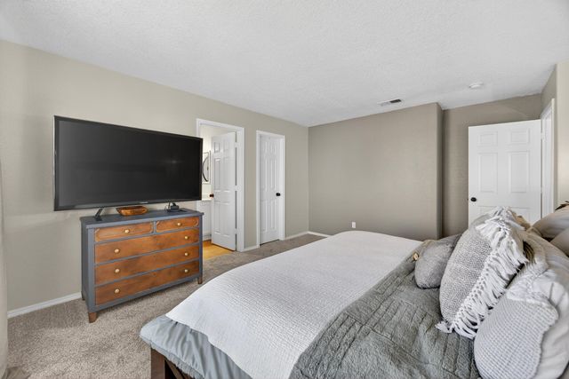 6823 Brindisi Place NW, Albuquerque, NM 87114