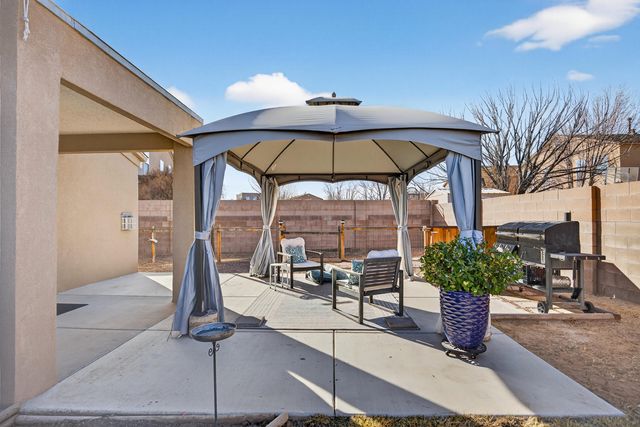 6823 Brindisi Place NW, Albuquerque, NM 87114