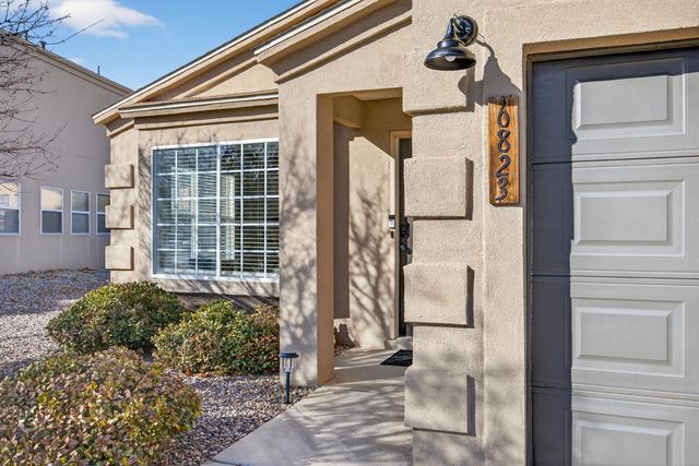 6823 Brindisi Place NW, Albuquerque, NM 87114