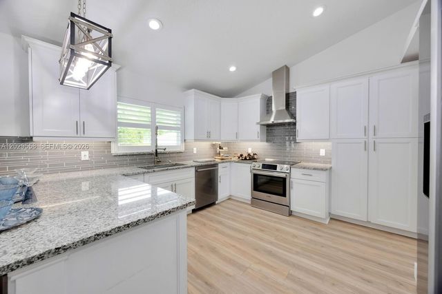 17107 N 84th Court N, Loxahatchee, FL 33470
