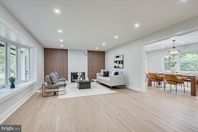 3 HONEY BROOK DR, Princeton, NJ 08540