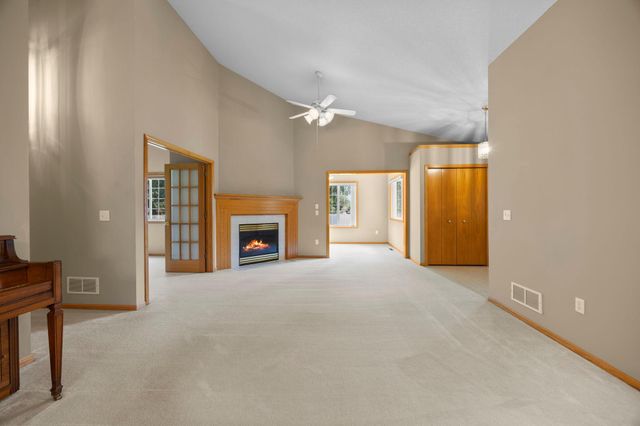 2865 117th Avenue NW, Coon Rapids, MN 55433