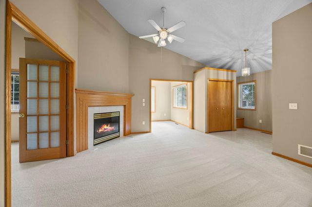 2865 117th Avenue NW, Coon Rapids, MN 55433
