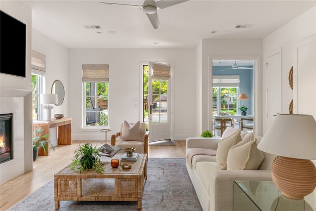5907 Penrose Avenue, Dallas, TX 75206