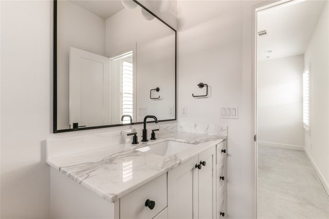 5907 Penrose Avenue, Dallas, TX 75206