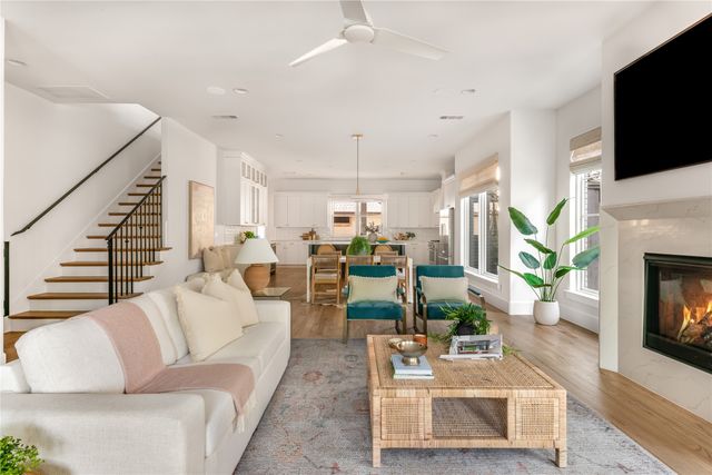 5907 Penrose Avenue, Dallas, TX 75206
