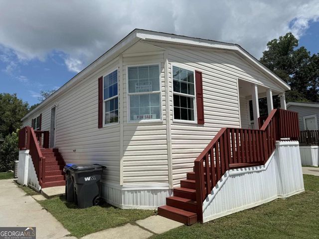 51 E Cardinal Lane, Lawrenceville, GA 30044