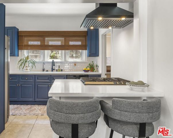1843 S Highland Avenue, Los Angeles, CA 90019