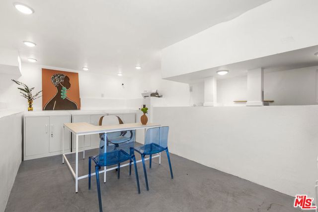 1843 S Highland Avenue, Los Angeles, CA 90019