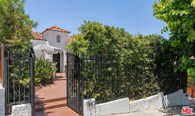 1843 S Highland Avenue, Los Angeles, CA 90019