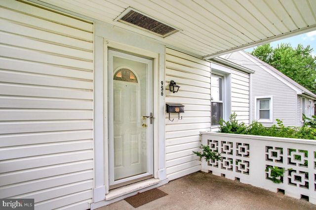 956 RENFREW ST, Baltimore, MD 21221