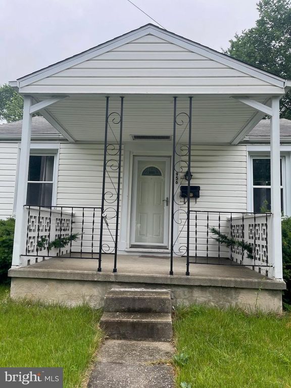 956 RENFREW ST, Baltimore, MD 21221