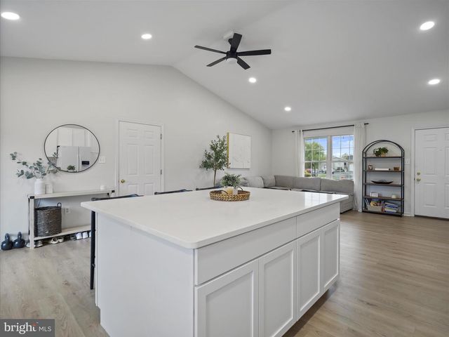 13409 CHADS TER, Hagerstown, MD 21740