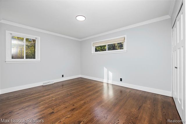 2724 Alveston Drive, Bloomfield Village, MI 48304