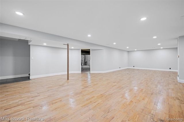 2724 Alveston Drive, Bloomfield Village, MI 48304