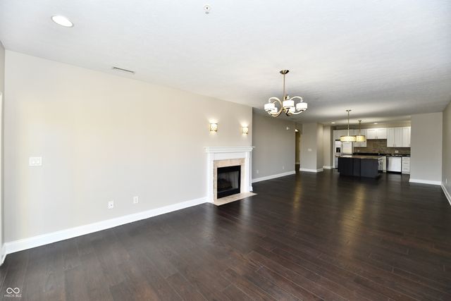 8555 One West Drive 212, Indianapolis, IN 46260