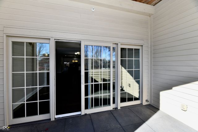 8555 One West Drive 212, Indianapolis, IN 46260