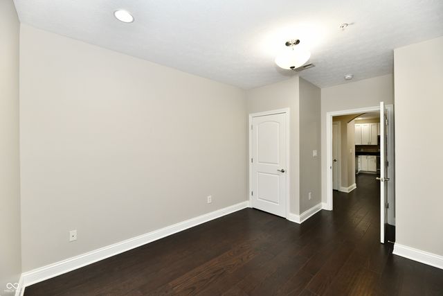 8555 One West Drive 212, Indianapolis, IN 46260