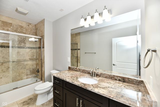 8555 One West Drive 212, Indianapolis, IN 46260