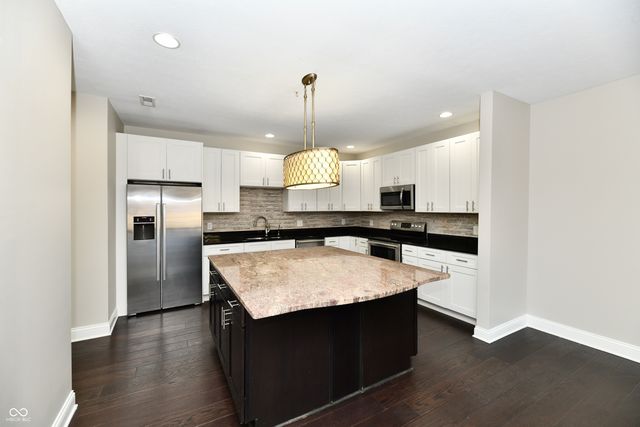 8555 One West Drive 212, Indianapolis, IN 46260