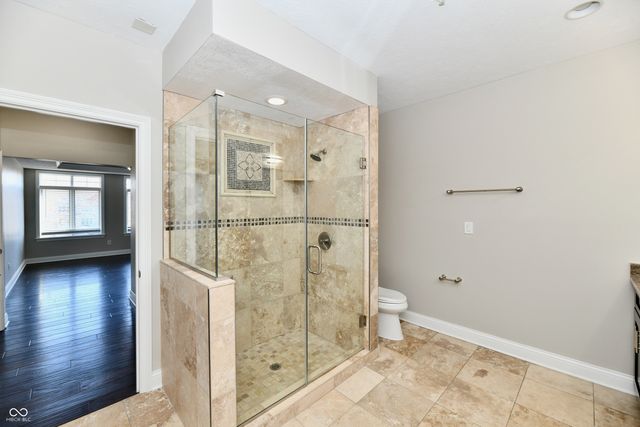 8555 One West Drive 212, Indianapolis, IN 46260