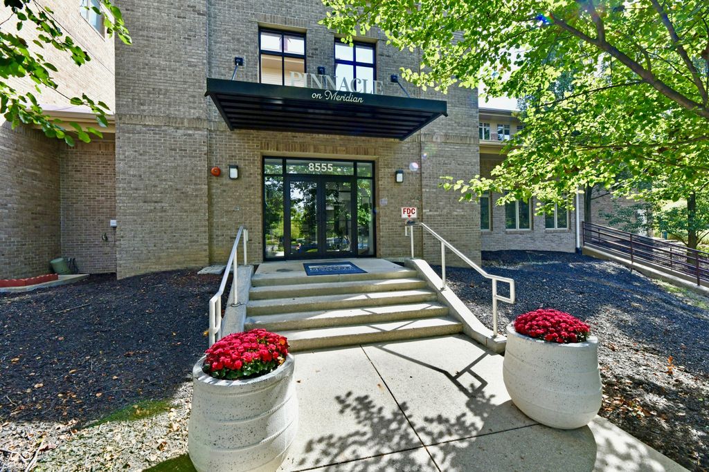 8555 One West Drive 212, Indianapolis, IN 46260