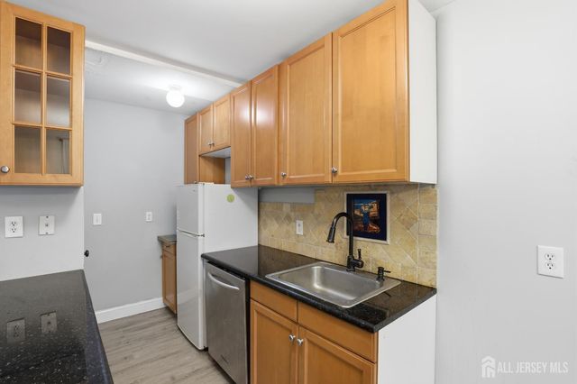 314 Smithburg Road, Manalapan, NJ 07726