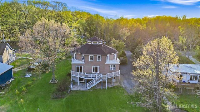 314 Smithburg Road, Manalapan, NJ 07726