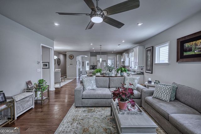 223 Nuttall Drive, Griffin, GA 30223
