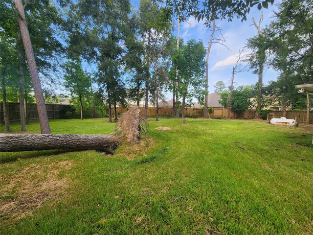 17910 Alee Court, Crosby, TX 77532