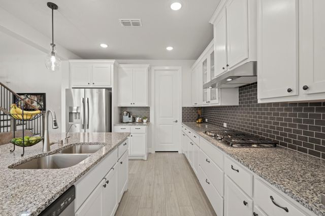 4702 Llano Loop, Sugar Land, TX 77479