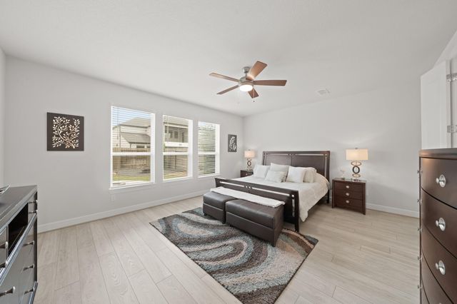 4702 Llano Loop, Sugar Land, TX 77479