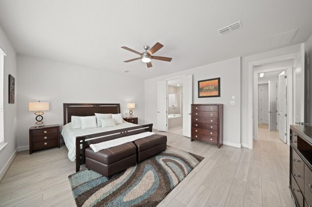 4702 Llano Loop, Sugar Land, TX 77479