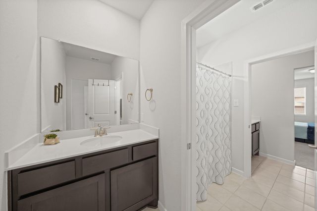 4702 Llano Loop, Sugar Land, TX 77479