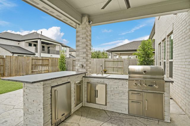 4702 Llano Loop, Sugar Land, TX 77479