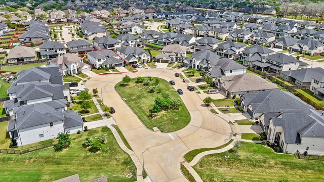 4702 Llano Loop, Sugar Land, TX 77479