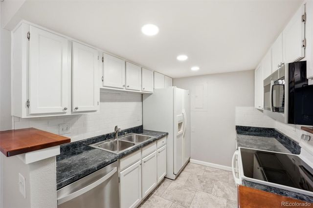 13363 E Asbury Drive 201, Aurora, CO 80014