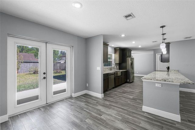 607 WAVECREST DRIVE, Orlando, FL 32807