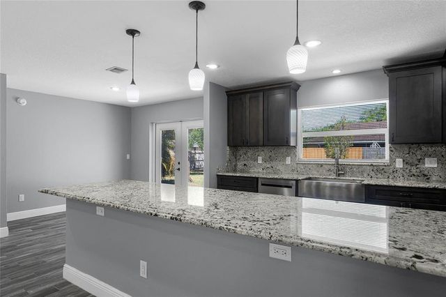 607 WAVECREST DRIVE, Orlando, FL 32807