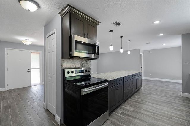 607 WAVECREST DRIVE, Orlando, FL 32807