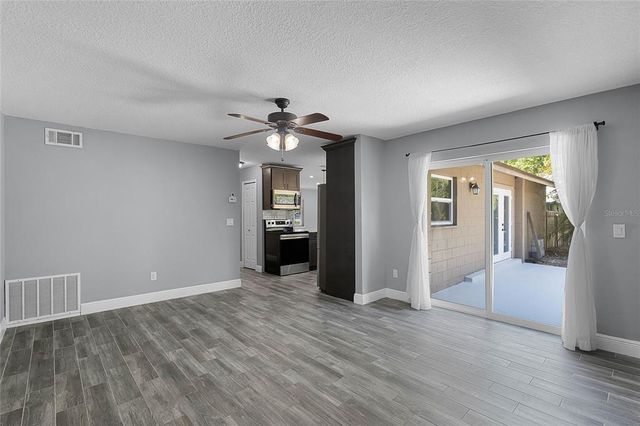 607 WAVECREST DRIVE, Orlando, FL 32807