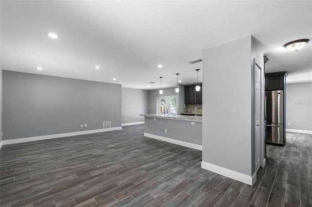 607 WAVECREST DRIVE, Orlando, FL 32807
