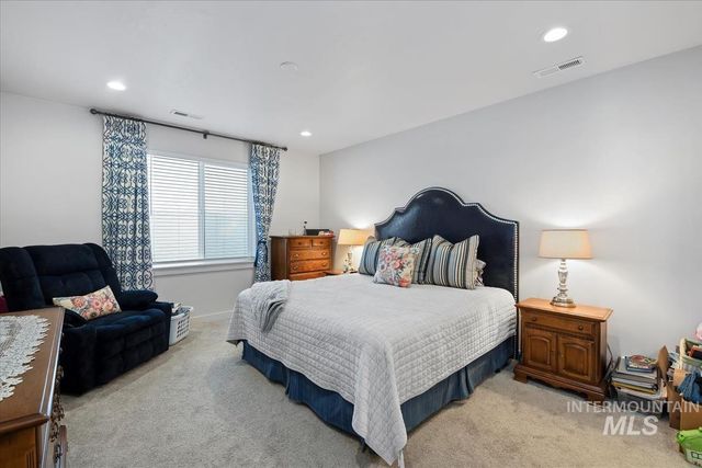 18566 White Rose Pl, Nampa, ID 83687