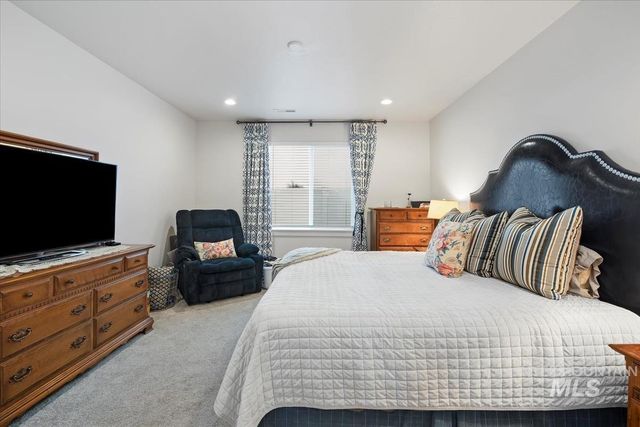 18566 White Rose Pl, Nampa, ID 83687